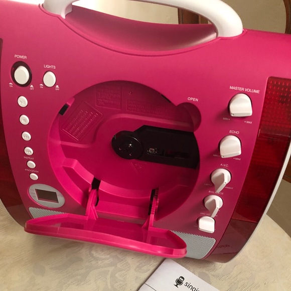 NEW Singing Karaoke System - Picture 6 of 9